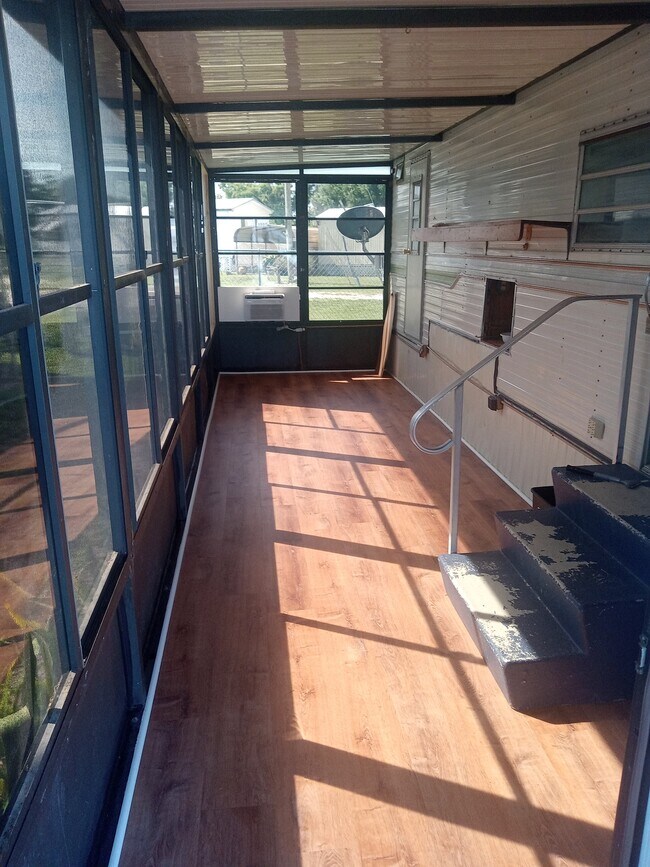 Foto del edificio - 30346 FL-78