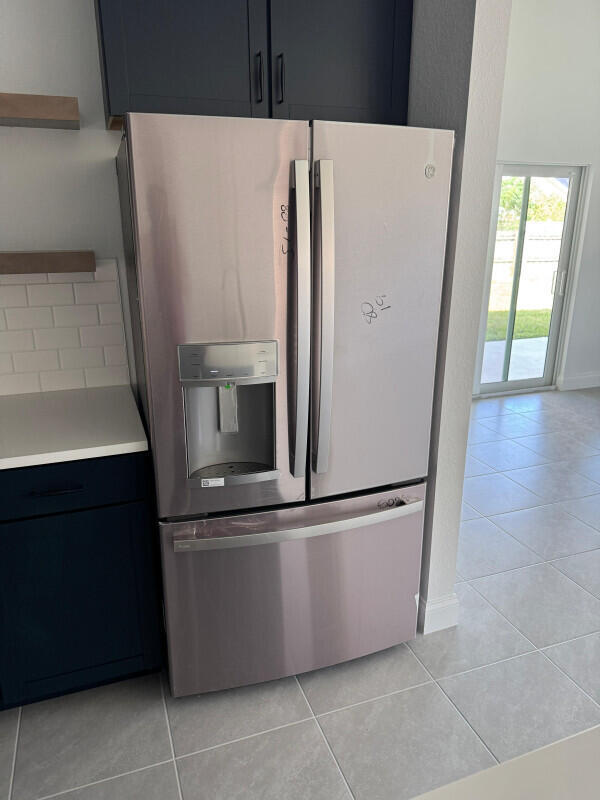 Foto del edificio - 1073 SW Benchor Ave