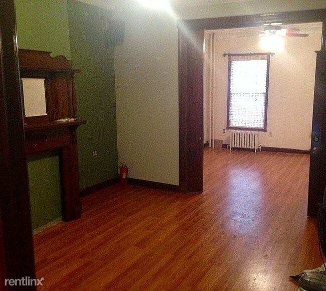 Foto del edificio - 2 br, 1 bath Apartment - 2225 14th Street 1