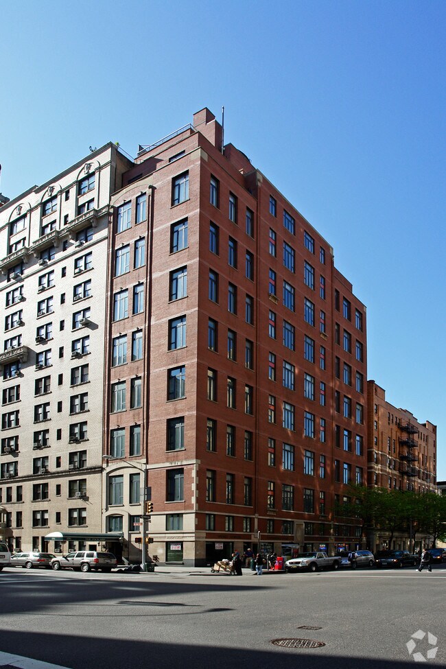 Building Photo - The Packard