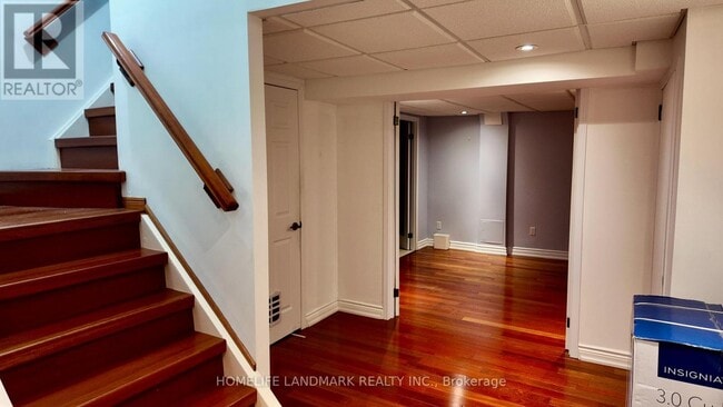 Building Photo - 197 Fincham Ave