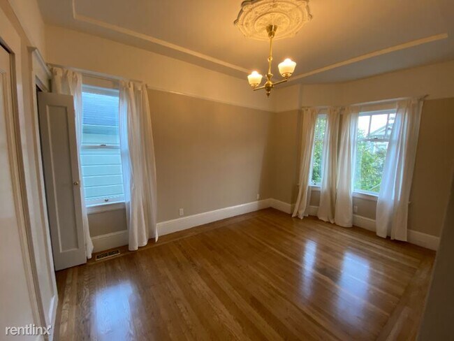 Foto del edificio - 3 br, 2 bath Condo - 936 Page St