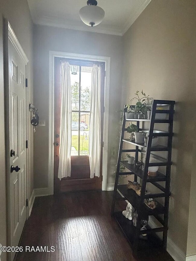 Building Photo - 211 Milton Estates