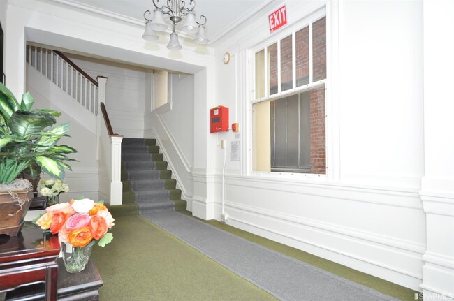 Foto del edificio - 952 Powell St