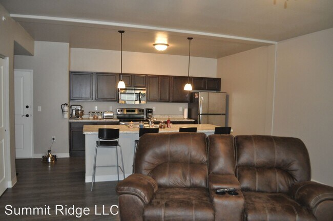 Foto del edificio - 3526 E Brook St
