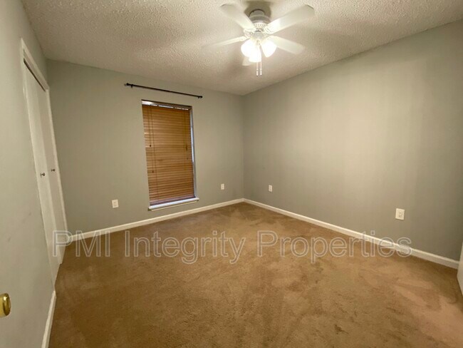 Building Photo - 1690 Brightside Dr