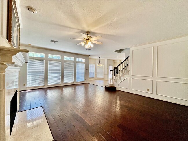 Foto del edificio - 3823 Elkins Rd