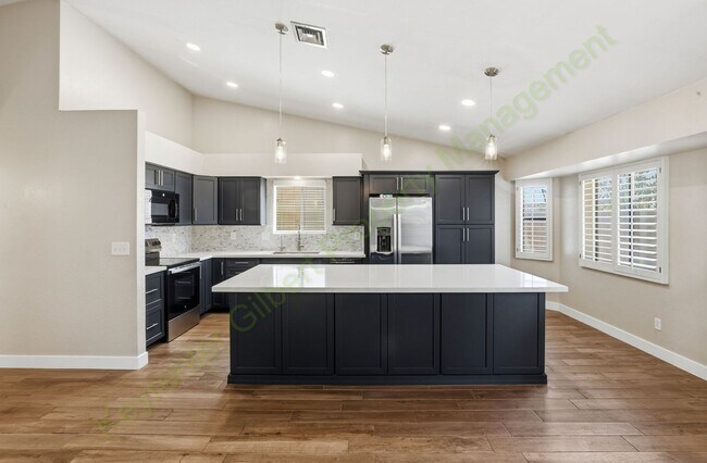 Foto del edificio - Beautiful Gilbert Home Near Downtown, Parks & Top Commuter Routes!