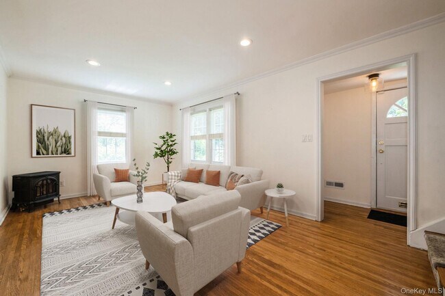 Foto del edificio - 212 Fernwood Terrace