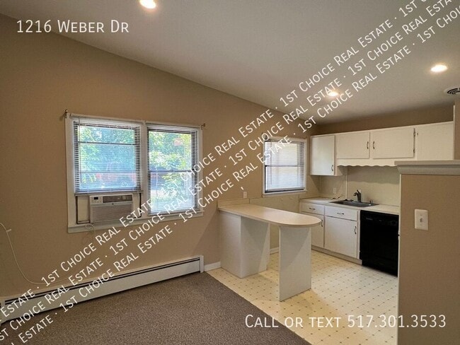 Building Photo - 1216 Weber Dr
