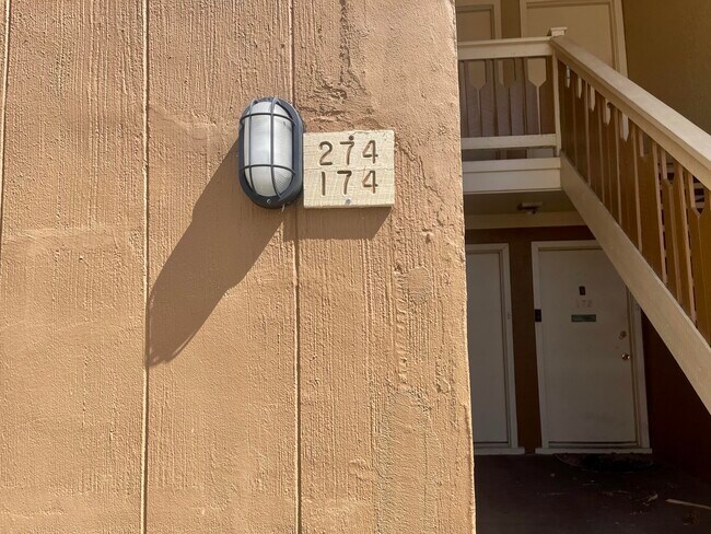 Foto del edificio - 274 Ulster Ln