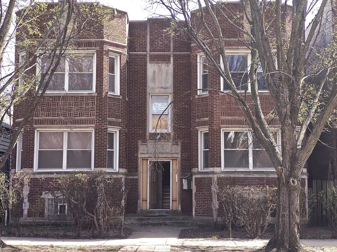 Foto principal - 2317 W Marquette Rd