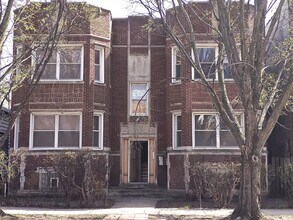 Building Photo - 2317 W Marquette Rd