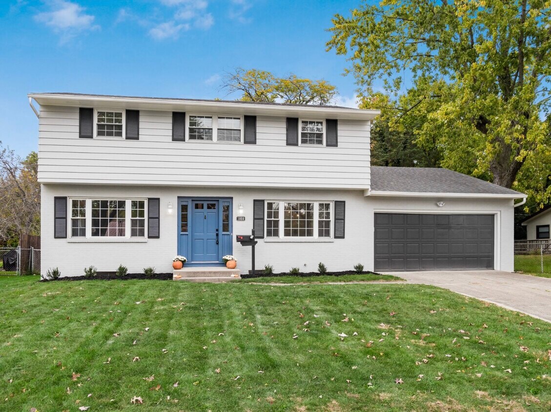 Primary Photo - 1080 Hillsdale Dr