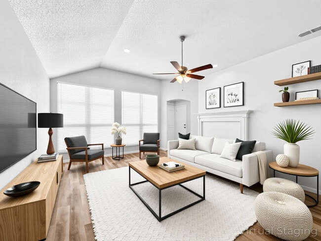 Foto del edificio - 3318 Lochwood Dr