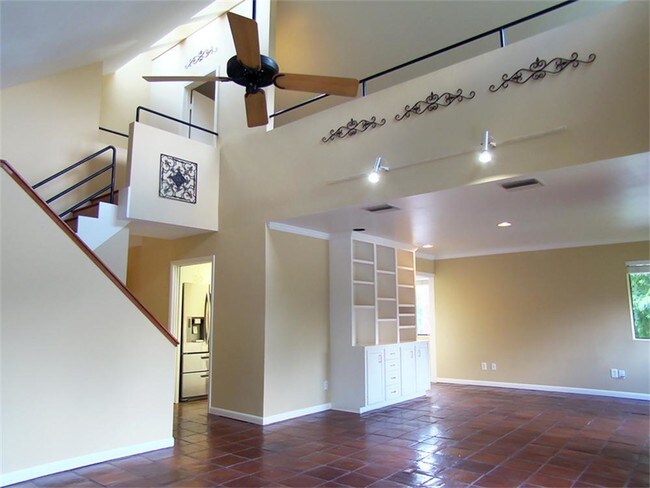 Foto del edificio - 2349 Albans Rd