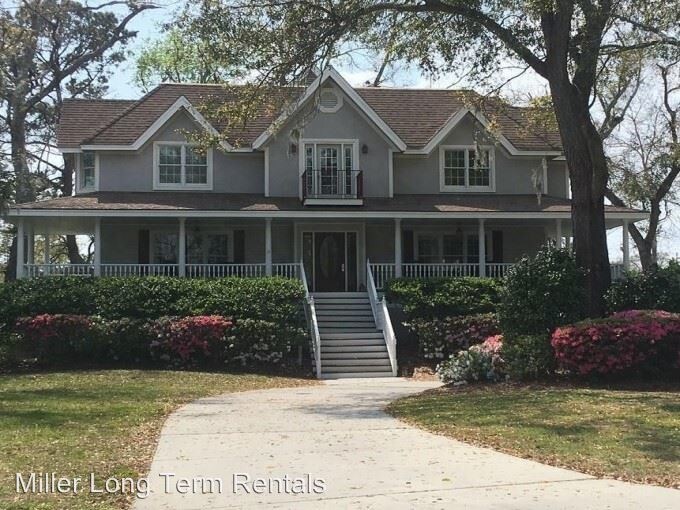 Primary Photo - 3 br, 2.5 bath House - 47 Queens Way