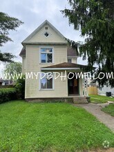 Building Photo - 1120 Rivermet Ave