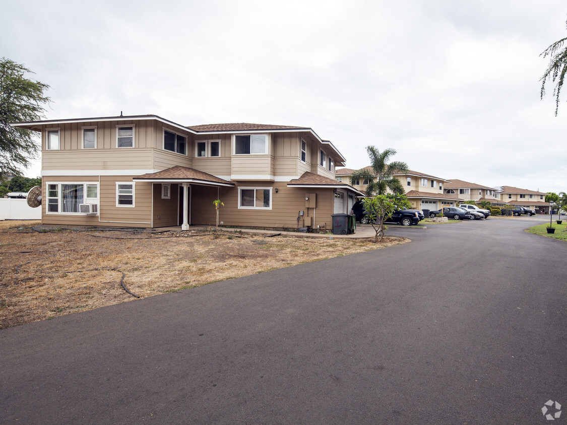 Primary Photo - 87-204 Kulaaupuni St
