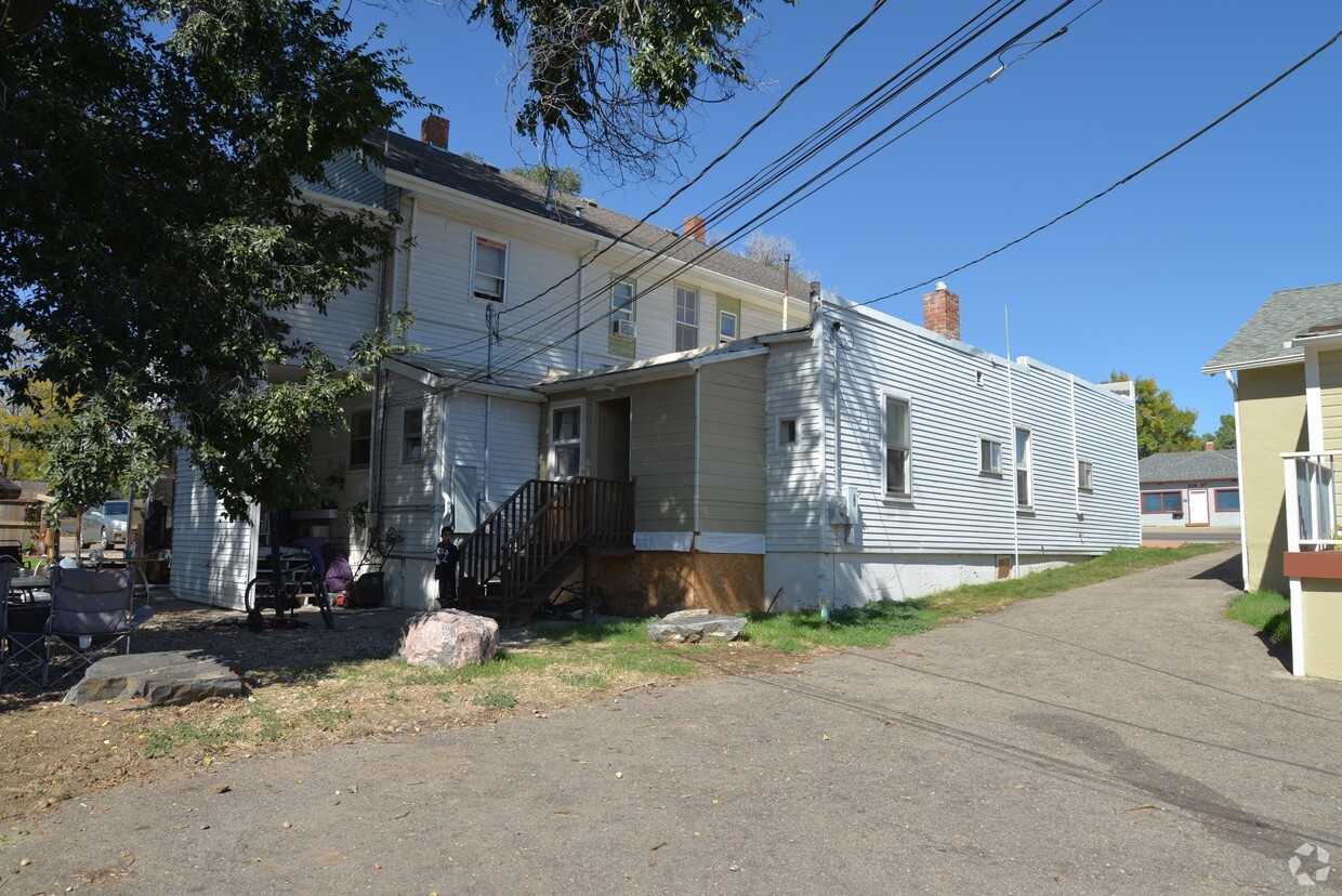 Building Photo - 327-329 3rd Ave