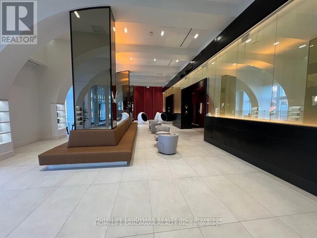 Building Photo - 2033 Kennedy Rd