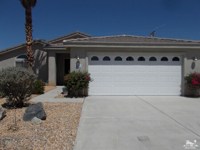 Building Photo - 9641 Vista Del Valle