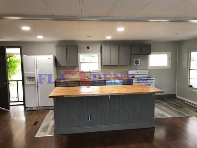 Photo - 2/2 FOR RENT SOUTHEAST ORLANDO NEAR AIRPORT House