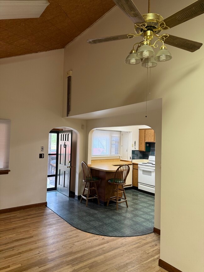 View of kitchen from family room - 3144 S 7th St W