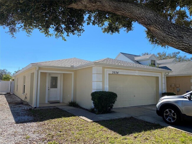 Building Photo - 3524 Chinaberry Ln