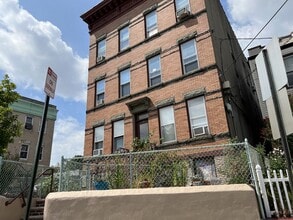 Building Photo - 1101 43rd St