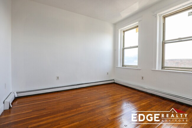 Building Photo - 1625 Commonwealth Ave