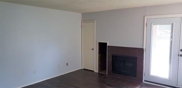 Building Photo - 2309 Balsam Dr