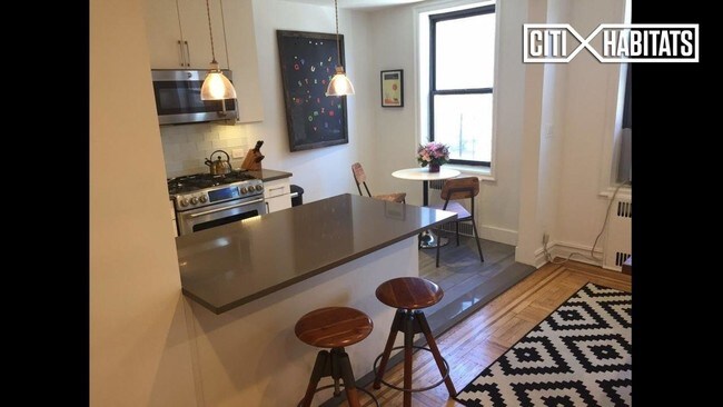 Foto del edificio - 3506 88th St