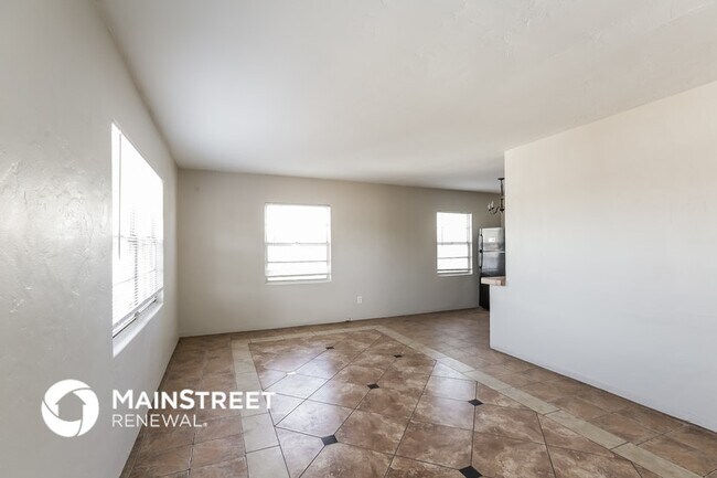 Foto del edificio - 3434 E Polk St