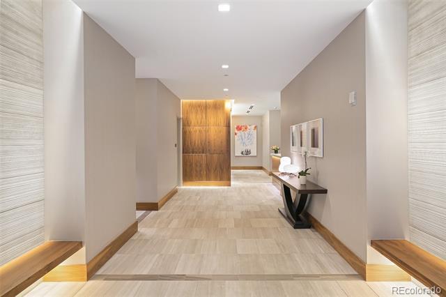 Foto del edificio - 250 Columbine St