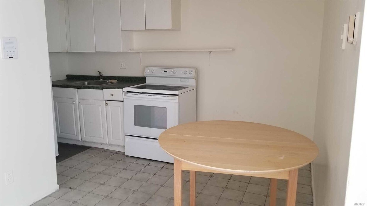 5839 Waldron St Unit 3F, Queens, NY 11368 Apartment for Rent in