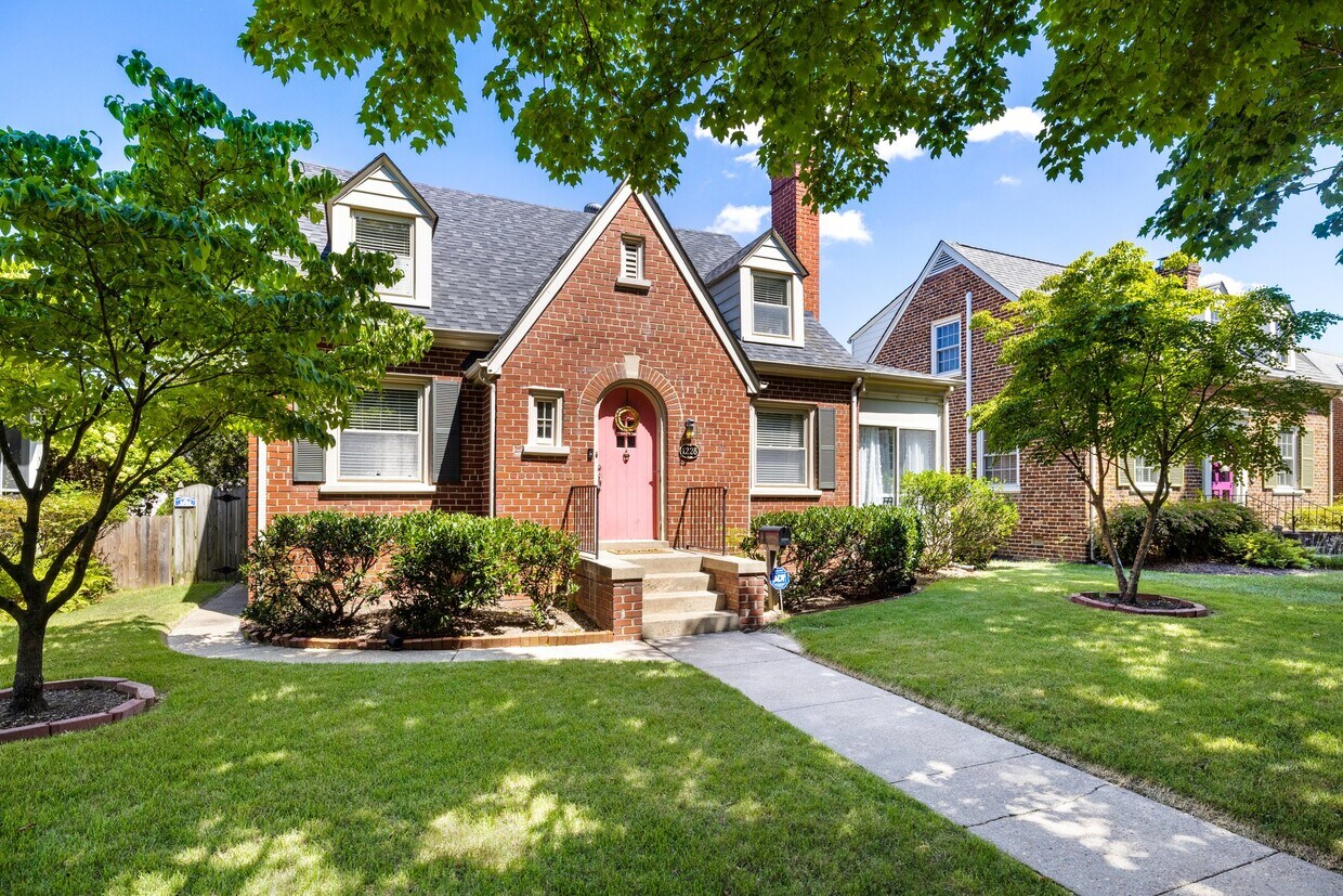 Foto principal - 1228 Westminster Ave