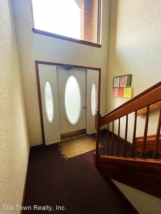 Building Photo - 2 br, 1 bath House - 2448 Quarterback Ct. #1