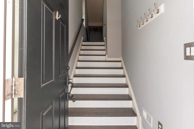 Foto del edificio - 2305 Maci's Cir