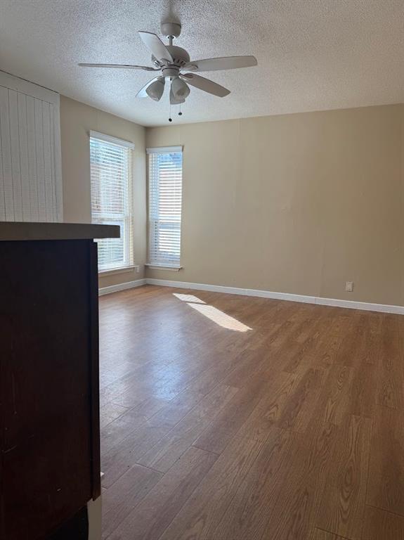 Building Photo - 1000 W 26th St