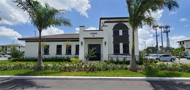 Building Photo - 15540 SW 136th St