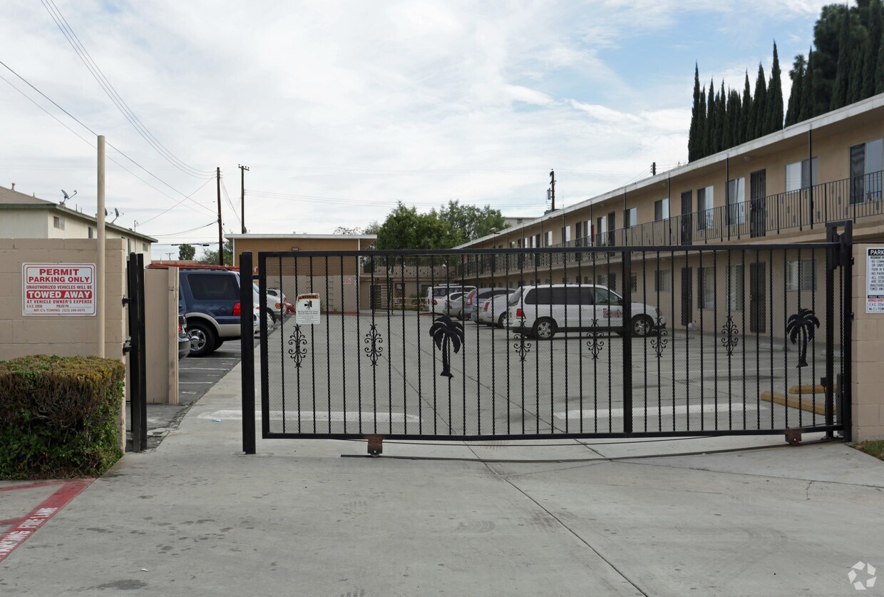 Building Photo - 12648 Paddison Ave