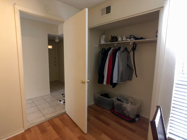 Building Photo - 2110 Rio Grande