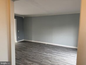 Building Photo - 30 Woodhollow Ct