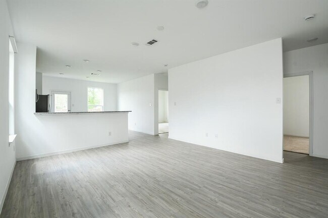 Building Photo - 21353 Rising Fawn Rd