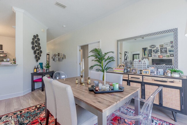 Foto del edificio - 2337 Matheson Dr