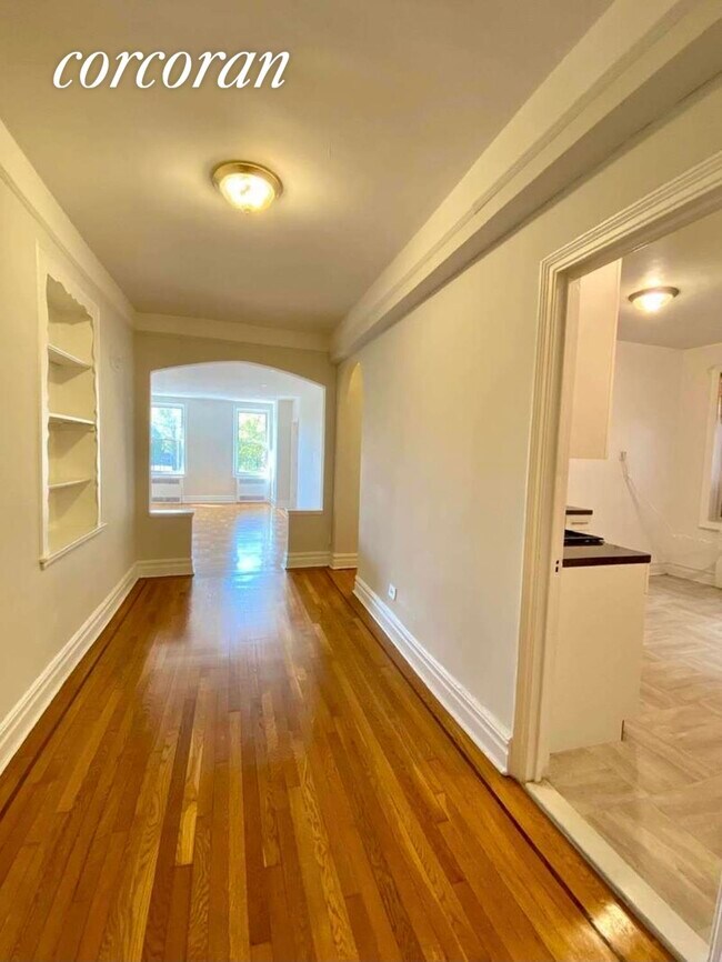 Foto del edificio - 50 Ocean Pkwy