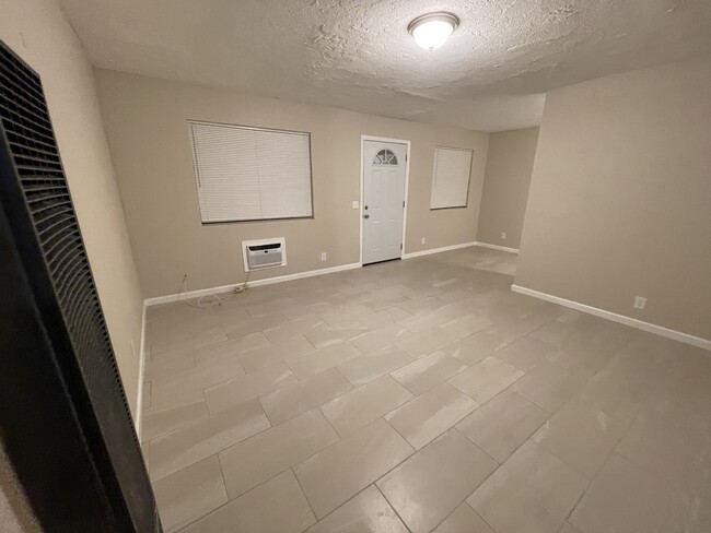 Living Room - 62009 El Reposo Cir