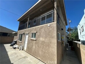 Building Photo - 2161 Myrtle Ave