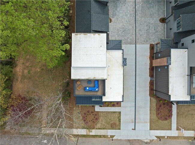 Foto del edificio - 1231 Holly St NW